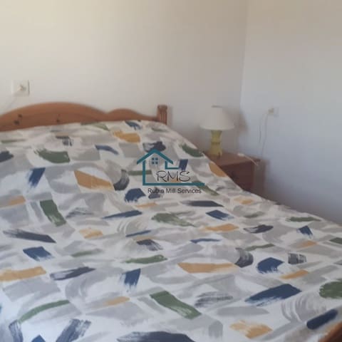 4 soveværelse Byhus til salg i Caniles med garage - € 139.995 (Ref: 8602786)