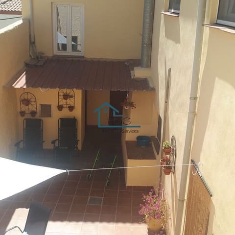 4 soveværelse Byhus til salg i Caniles med garage - € 139.995 (Ref: 8602786)