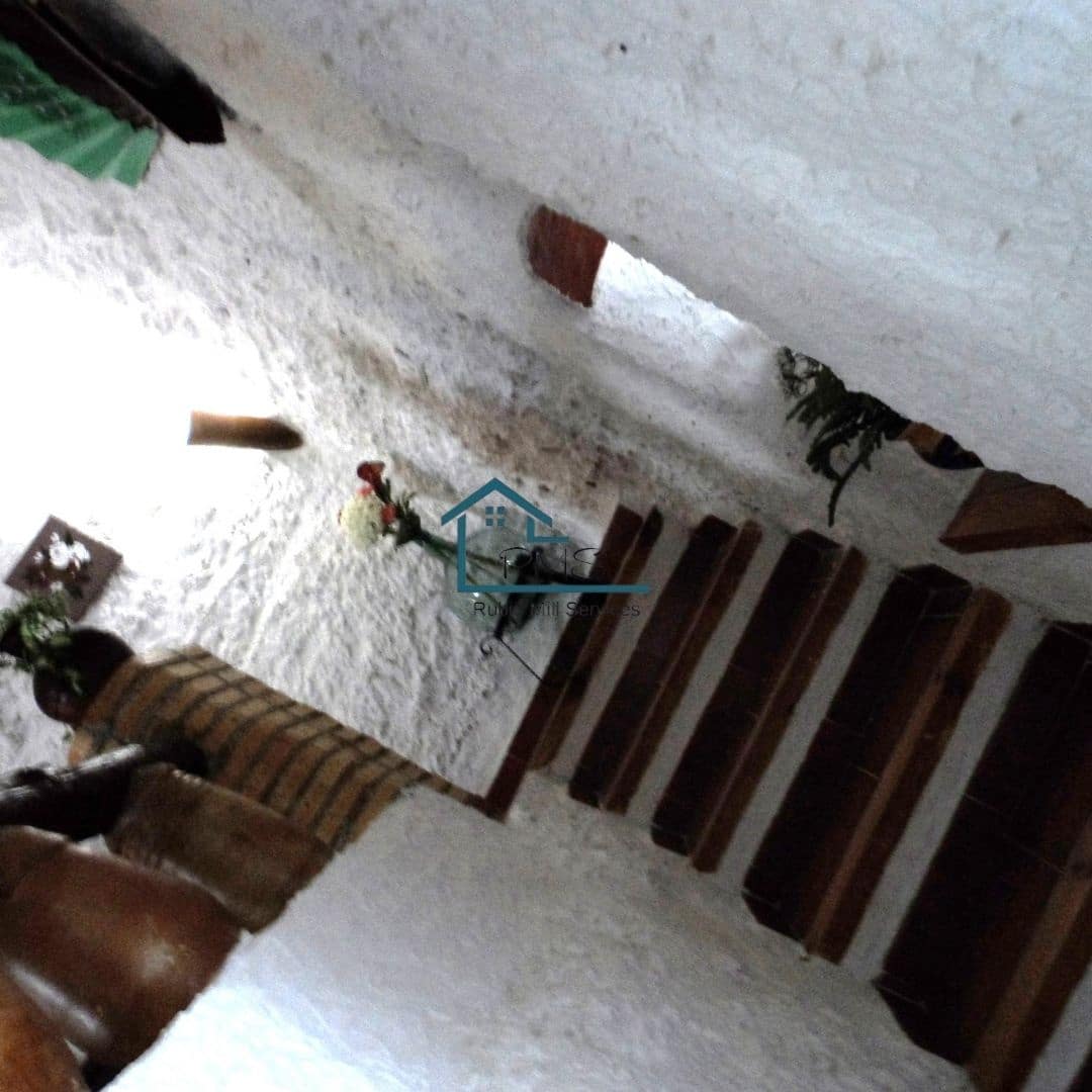 4 soveværelse Hulehus til salg i Galera med garage - € 130.000 (Ref: 8604056)