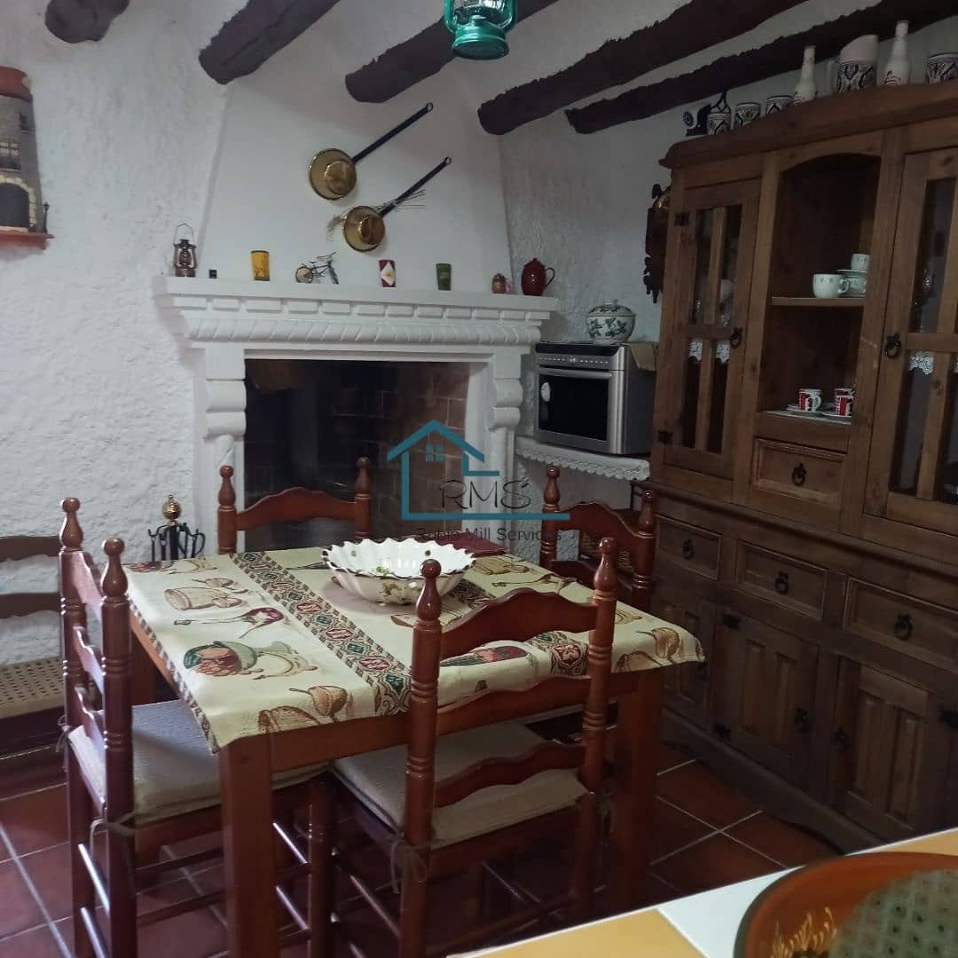 4 soveværelse Hulehus til salg i Galera med garage - € 130.000 (Ref: 8604056)