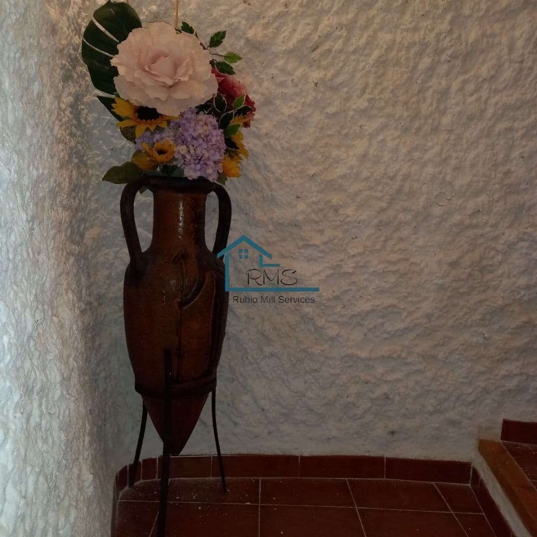 4 soveværelse Hulehus til salg i Galera med garage - € 130.000 (Ref: 8604056)