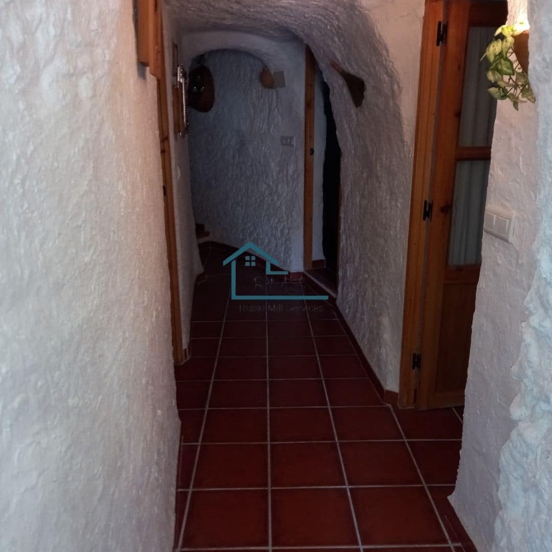 4 soveværelse Hulehus til salg i Galera med garage - € 130.000 (Ref: 8604056)