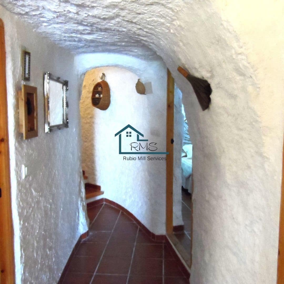 4 soveværelse Hulehus til salg i Galera med garage - € 130.000 (Ref: 8604056)