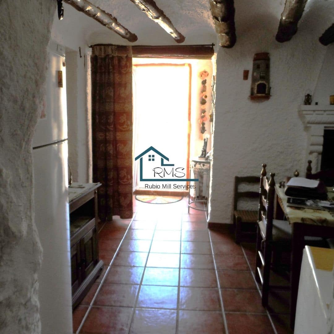 4 soveværelse Hulehus til salg i Galera med garage - € 130.000 (Ref: 8604056)