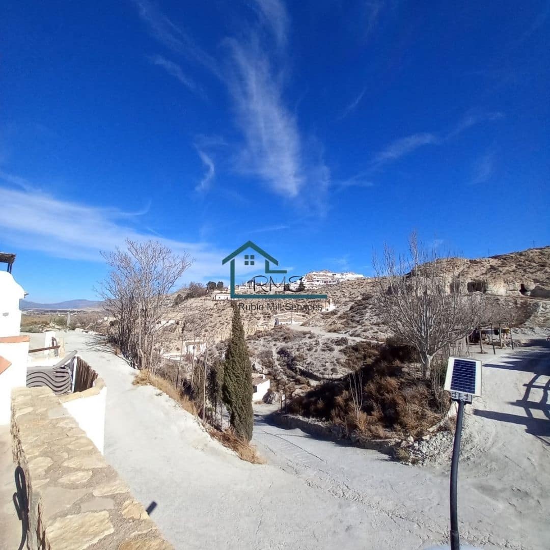 4 soveværelse Hulehus til salg i Galera med garage - € 130.000 (Ref: 8604056)