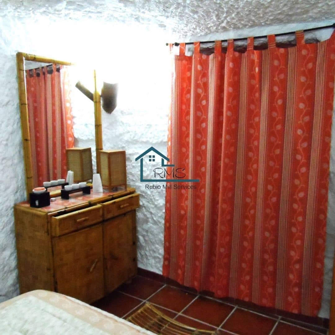 4 soveværelse Hulehus til salg i Galera med garage - € 130.000 (Ref: 8604056)