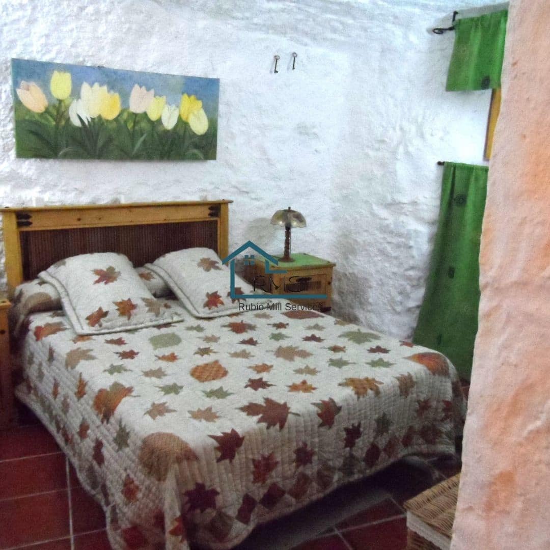 4 soveværelse Hulehus til salg i Galera med garage - € 130.000 (Ref: 8604056)