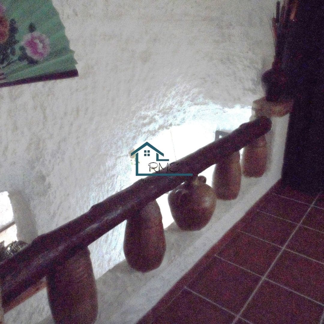 4 soveværelse Hulehus til salg i Galera med garage - € 130.000 (Ref: 8604056)