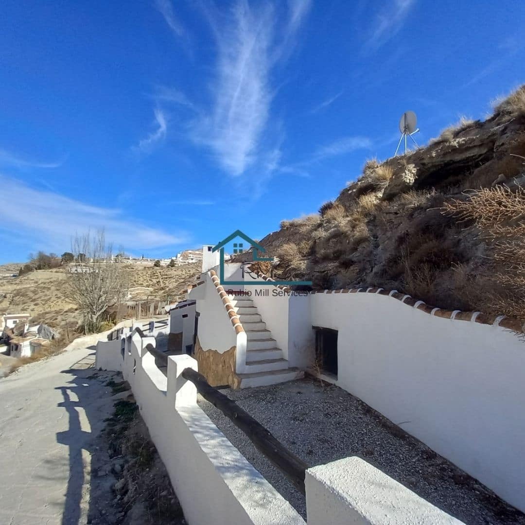 4 soveværelse Hulehus til salg i Galera med garage - € 130.000 (Ref: 8604056)