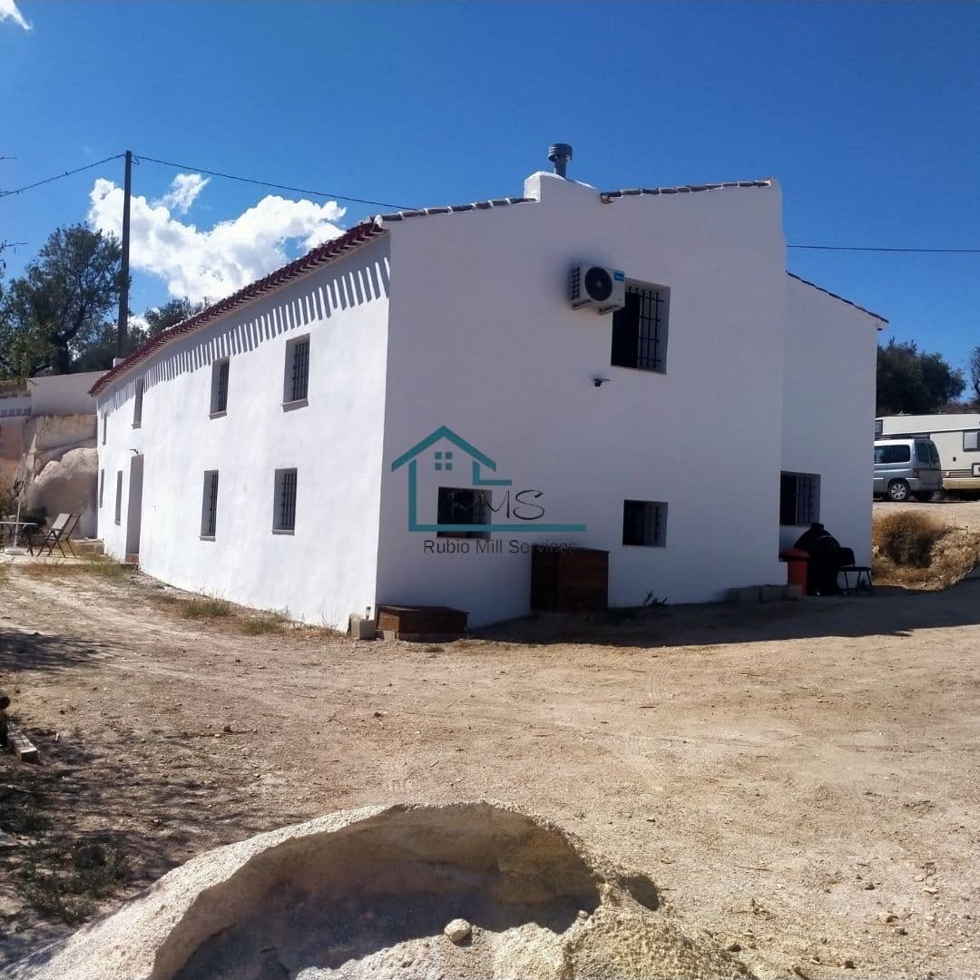 4 soveværelse Finca/Landehus til salg i Velez-Blanco med garage - € 475.000 (Ref: 8604064)