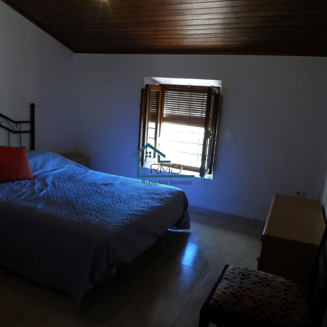 4 soveværelse Finca/Landehus til salg i Velez-Rubio med garage - € 129.900 (Ref: 8604080)