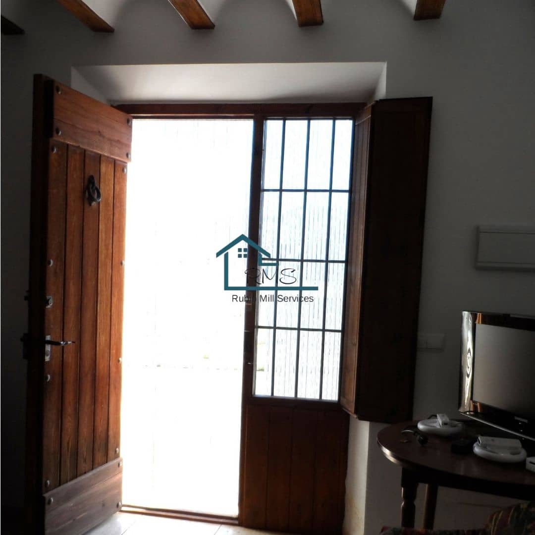 4 soveværelse Finca/Landehus til salg i Velez-Rubio med garage - € 129.900 (Ref: 8604080)