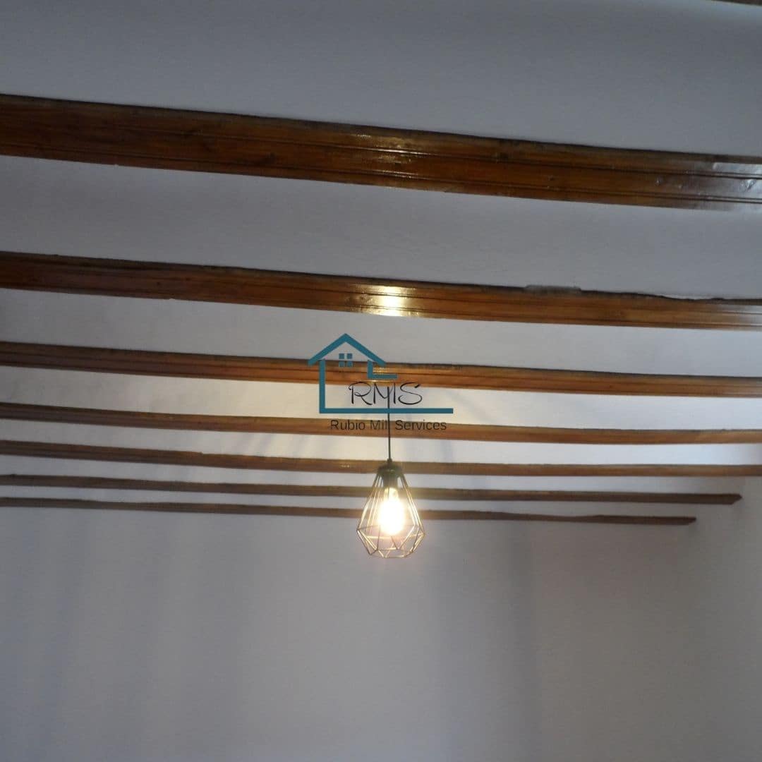 4 soveværelse Finca/Landehus til salg i Velez-Rubio med garage - € 129.900 (Ref: 8604080)