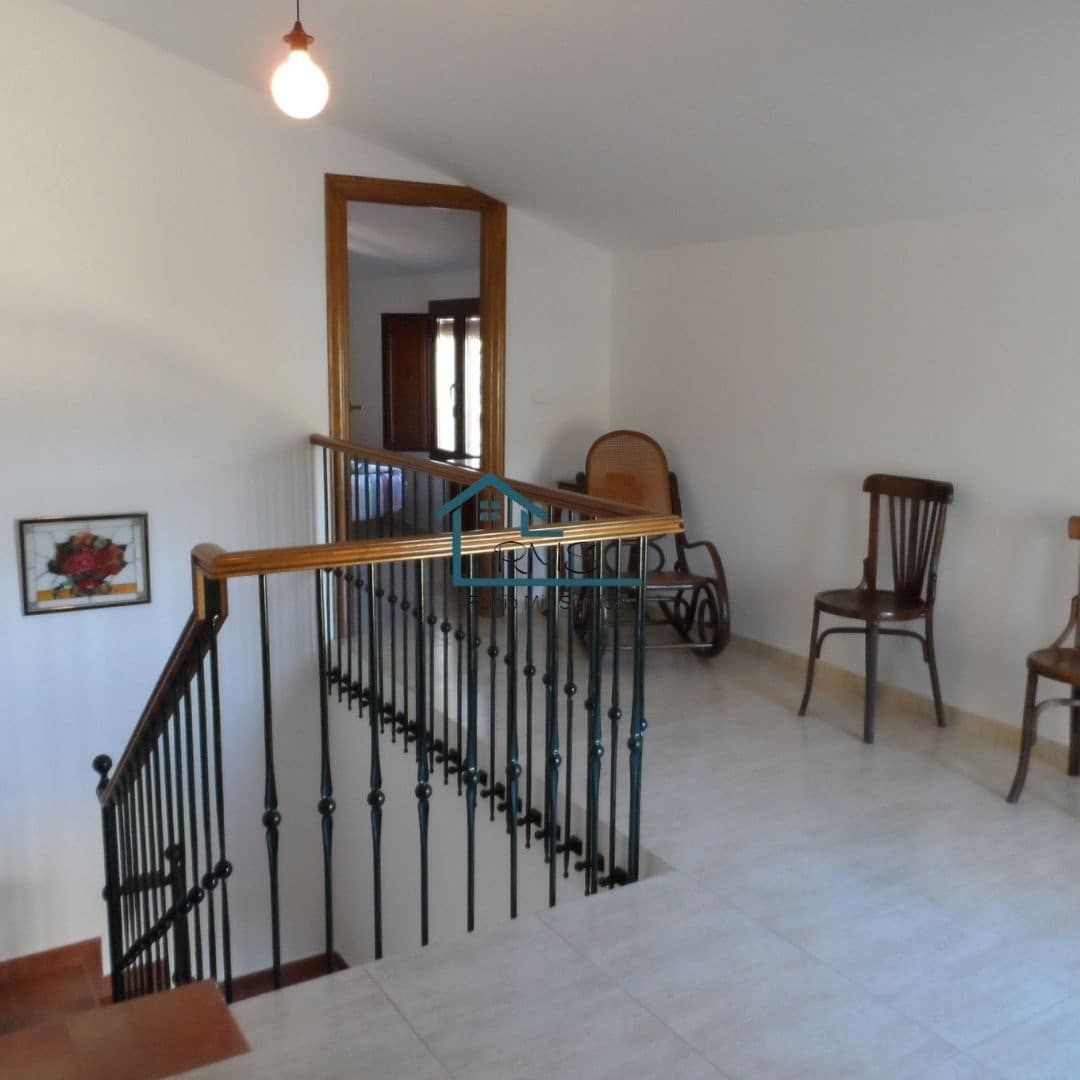 4 soveværelse Finca/Landehus til salg i Velez-Rubio med garage - € 129.900 (Ref: 8604080)