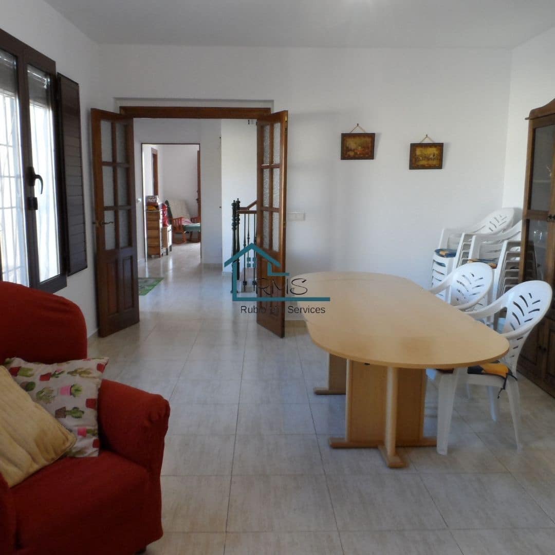 4 soveværelse Finca/Landehus til salg i Velez-Rubio med garage - € 129.900 (Ref: 8604080)