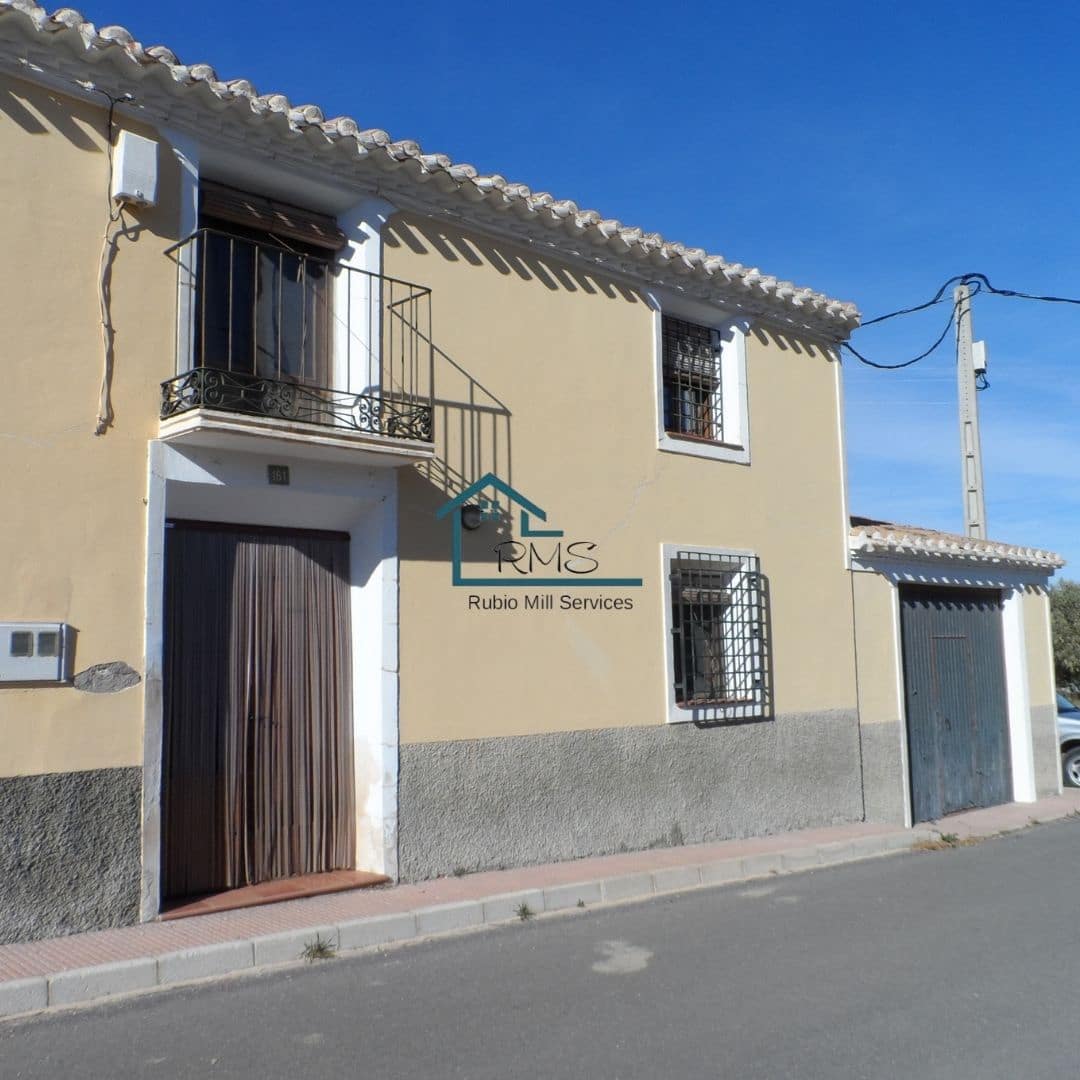 4 soveværelse Finca/Landehus til salg i Velez-Rubio med garage - € 129.900 (Ref: 8604080)