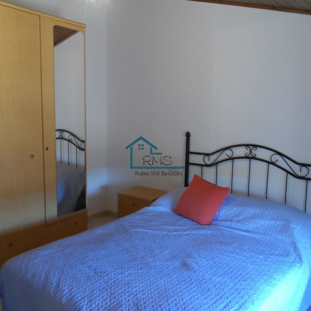 4 soveværelse Finca/Landehus til salg i Velez-Rubio med garage - € 129.900 (Ref: 8604080)