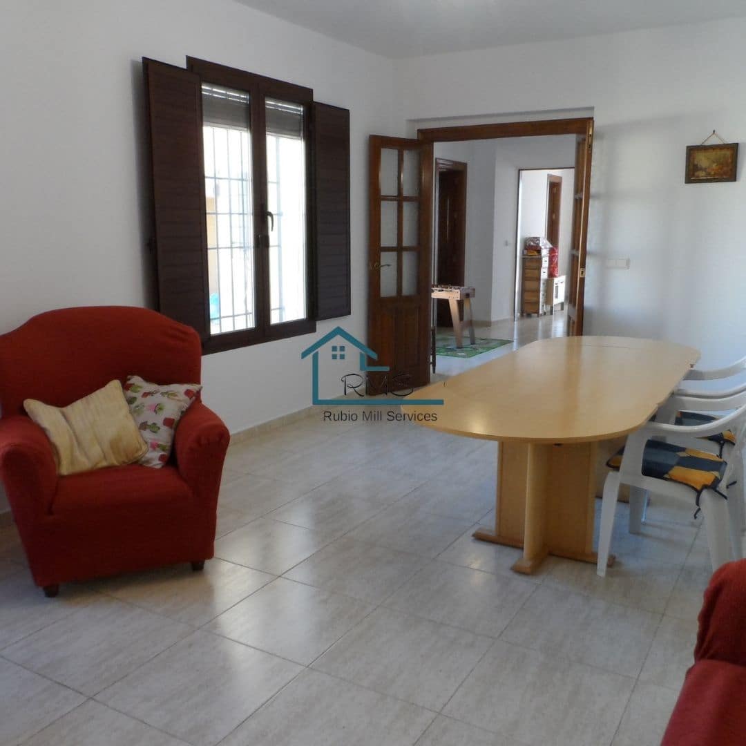 4 soveværelse Finca/Landehus til salg i Velez-Rubio med garage - € 129.900 (Ref: 8604080)