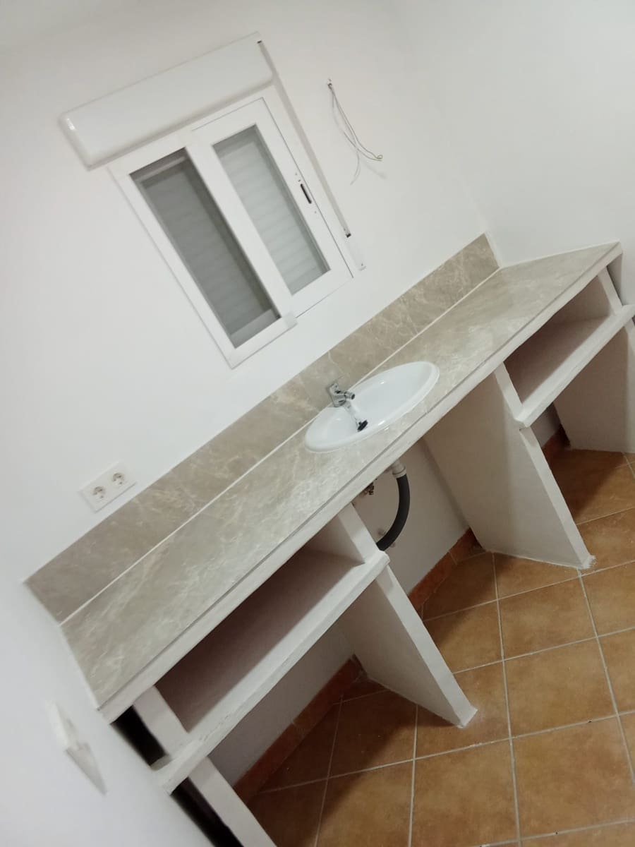 9 soveværelse Lejlighed til salg i Zujar - € 199.950 (Ref: 8627608)