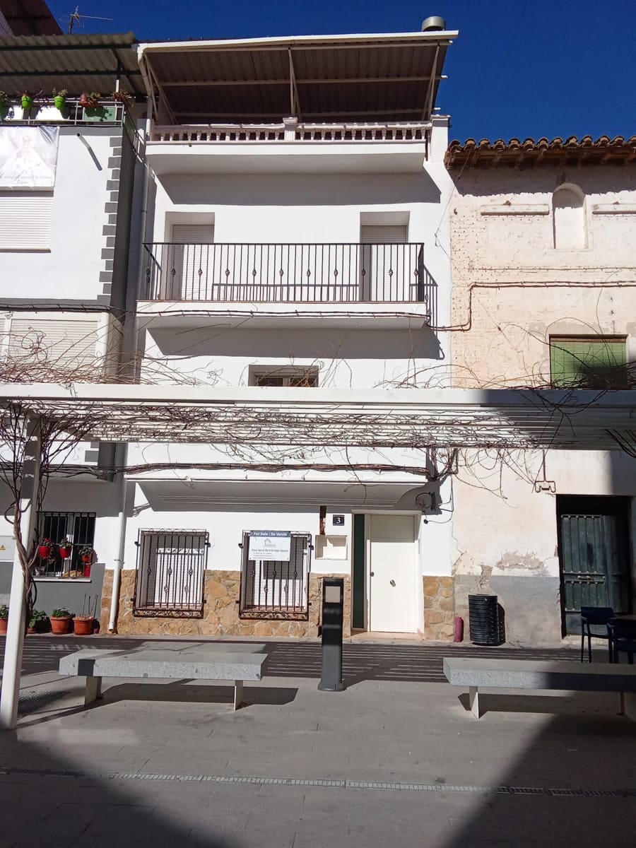 9 soveværelse Lejlighed til salg i Zujar - € 199.950 (Ref: 8627608)