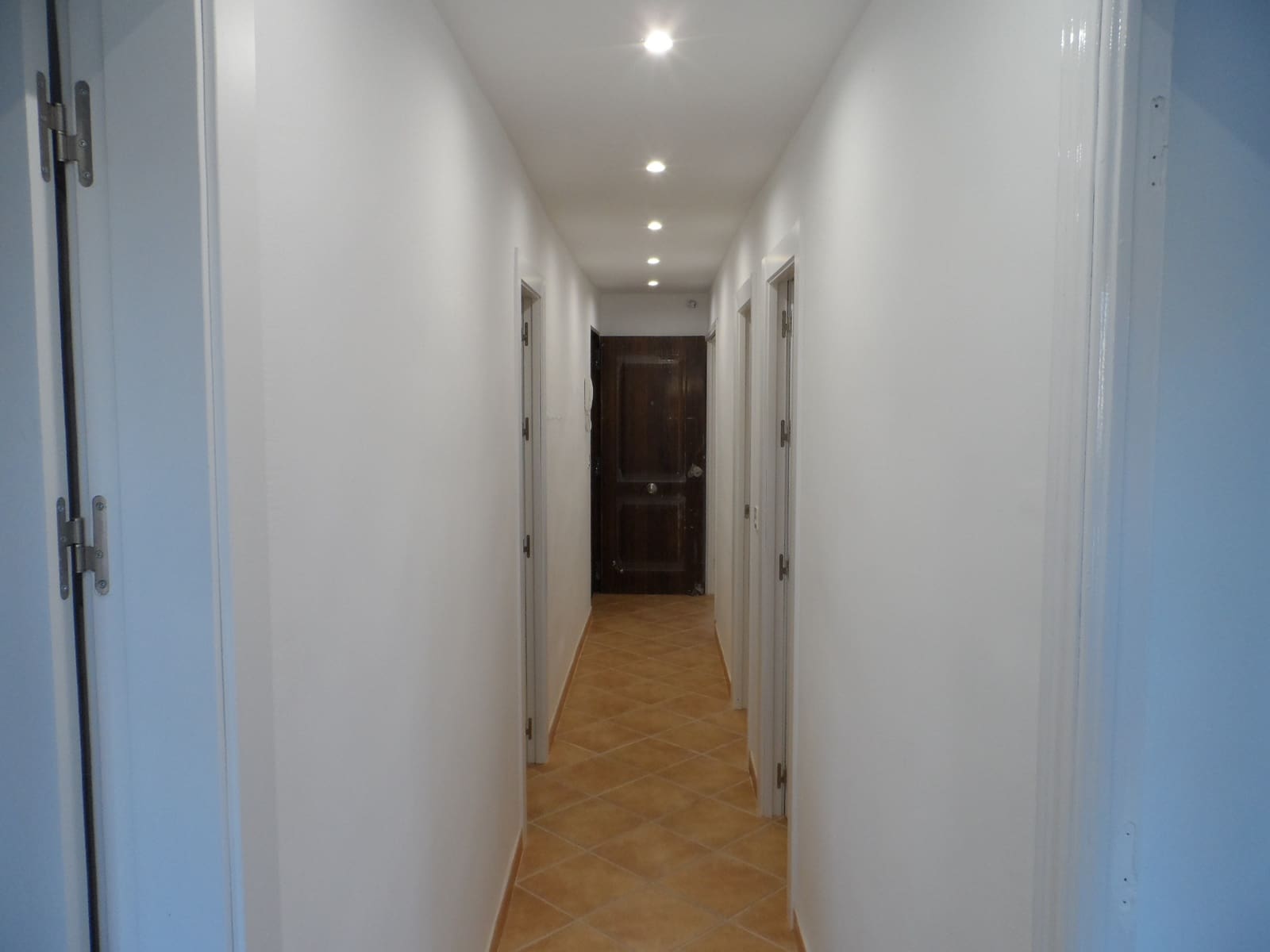 9 soveværelse Lejlighed til salg i Zujar - € 199.950 (Ref: 8627608)