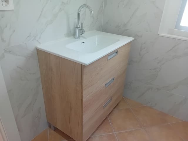 9 sypialnia Apartament na sprzedaż w Zújar - 199 950 € (Ref: 8627608)