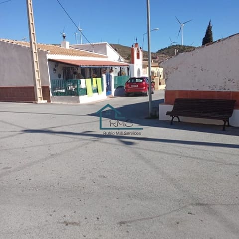 3 soveværelse Villa til salg i Serón med garage - € 99.000 (Ref: 8764616)