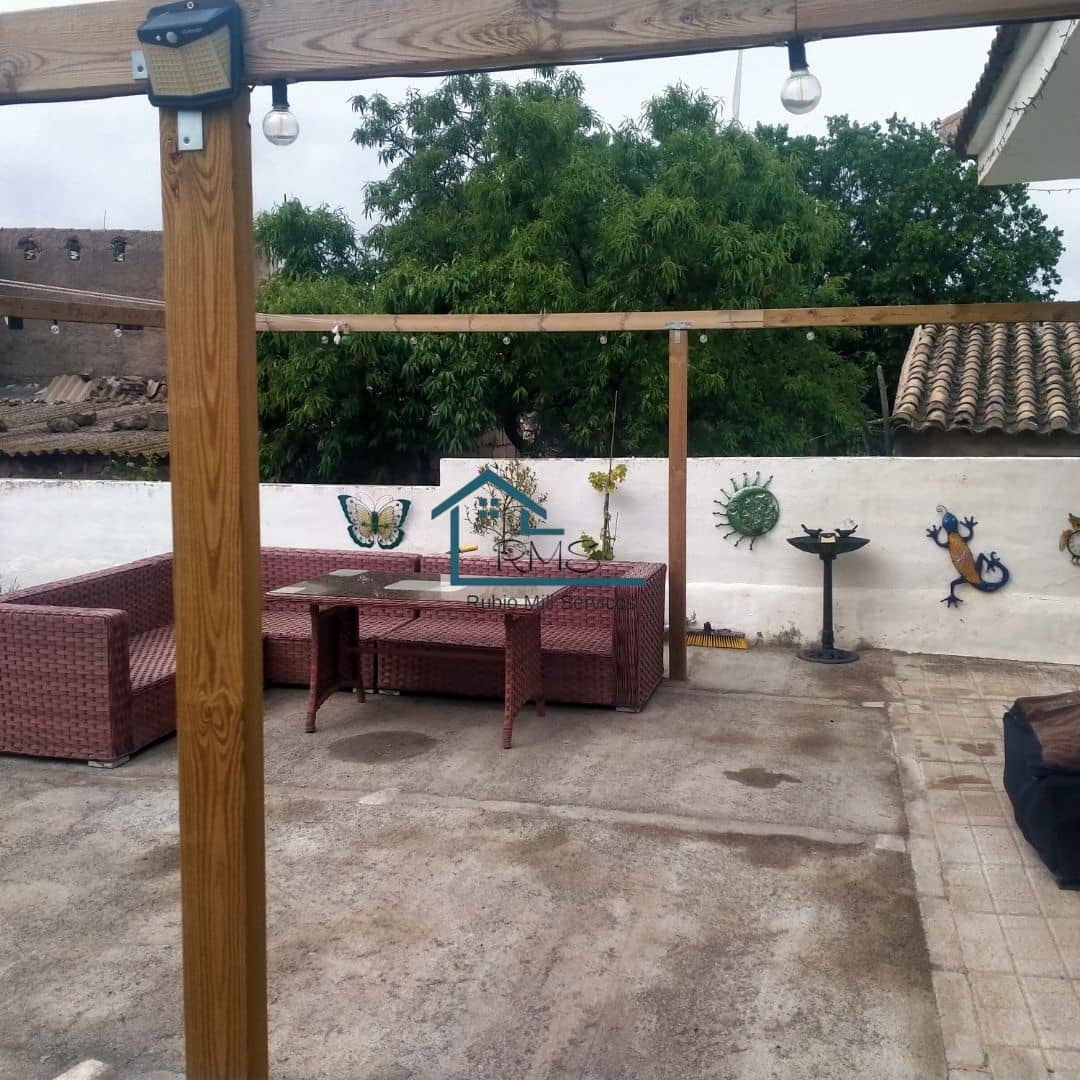 3 soveværelse Villa til salg i Seron med garage - € 99.000 (Ref: 8764616)