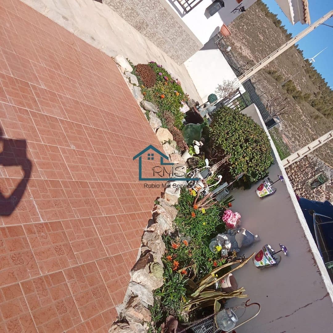 3 soveværelse Villa til salg i Seron med garage - € 99.000 (Ref: 8764616)