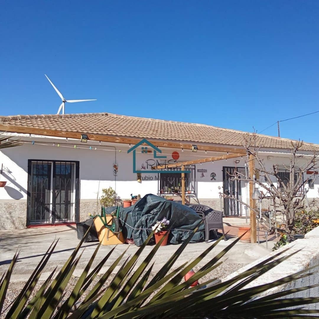 3 soveværelse Villa til salg i Seron med garage - € 99.000 (Ref: 8764616)