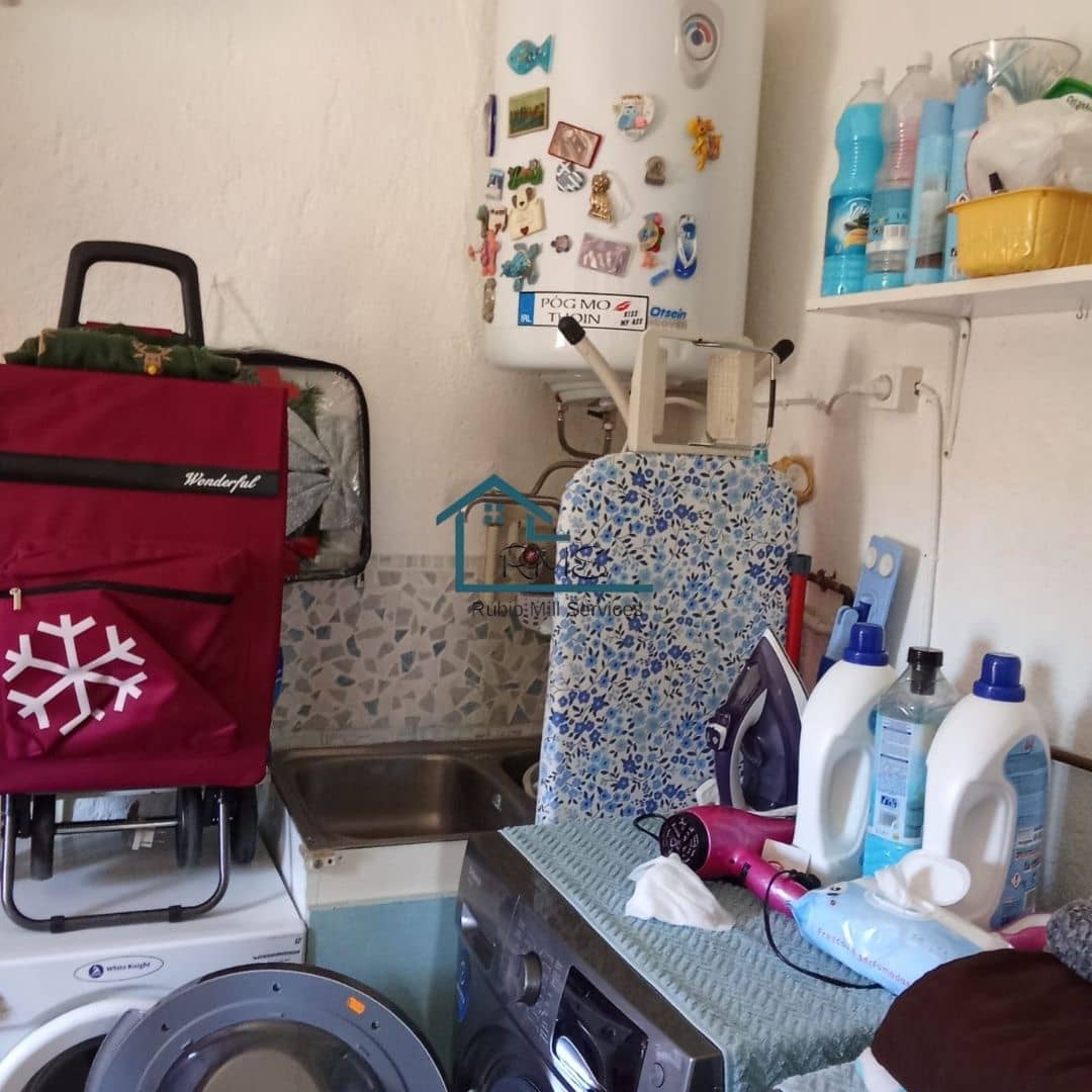 3 soveværelse Villa til salg i Seron med garage - € 99.000 (Ref: 8764616)