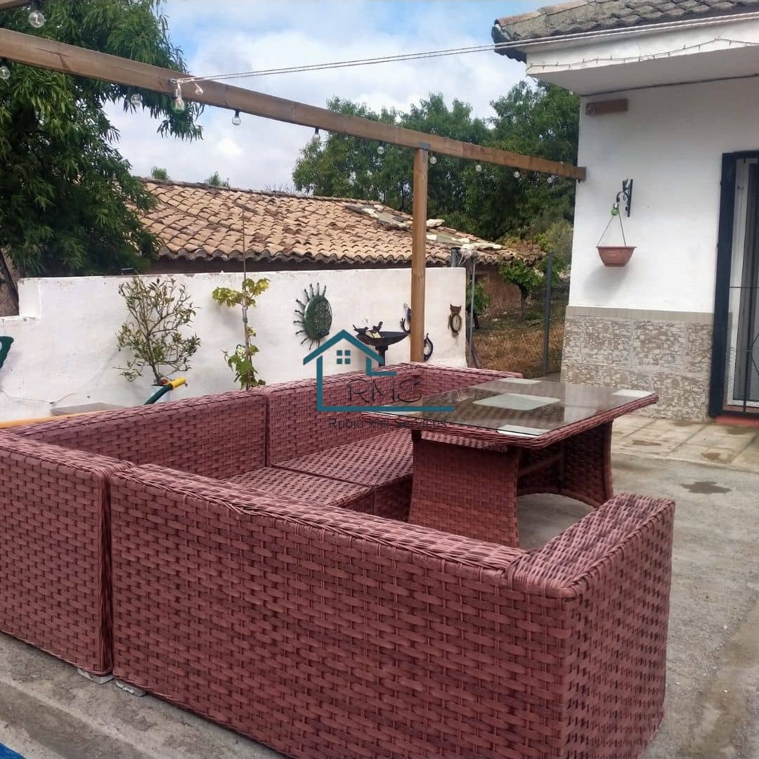 3 soveværelse Villa til salg i Seron med garage - € 99.000 (Ref: 8764616)