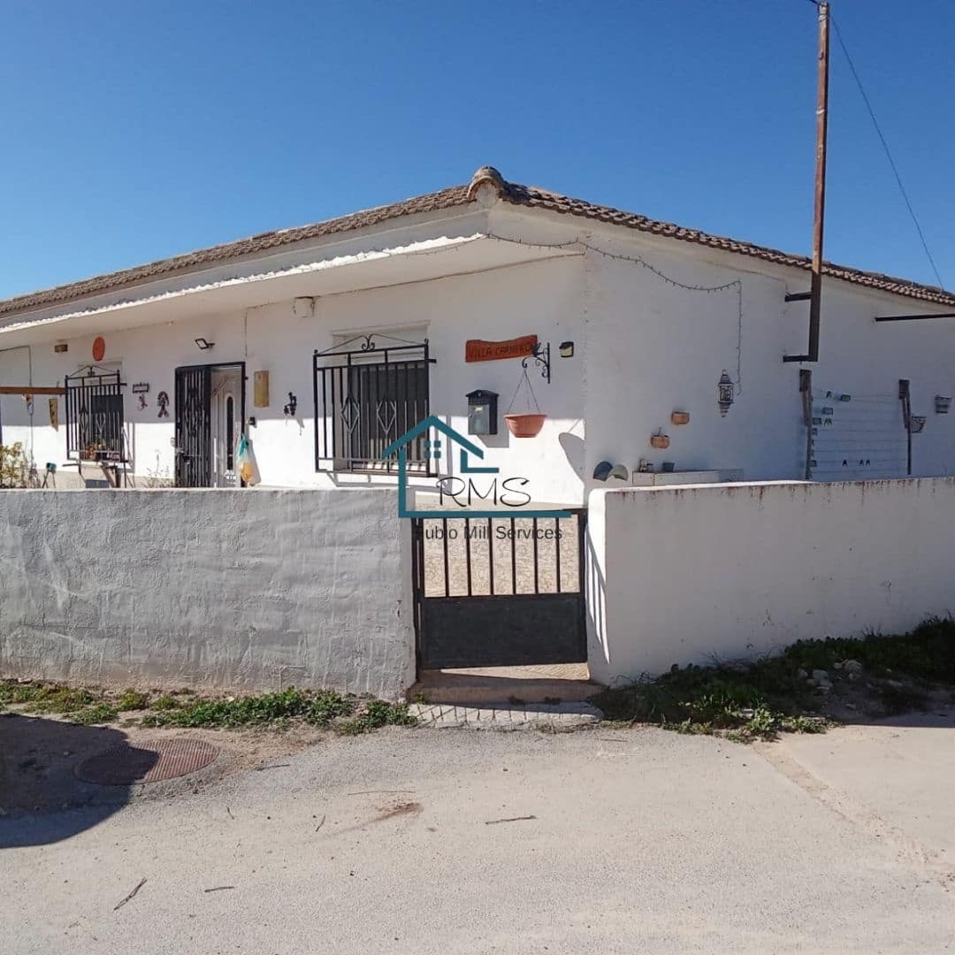 3 soveværelse Villa til salg i Seron med garage - € 99.000 (Ref: 8764616)