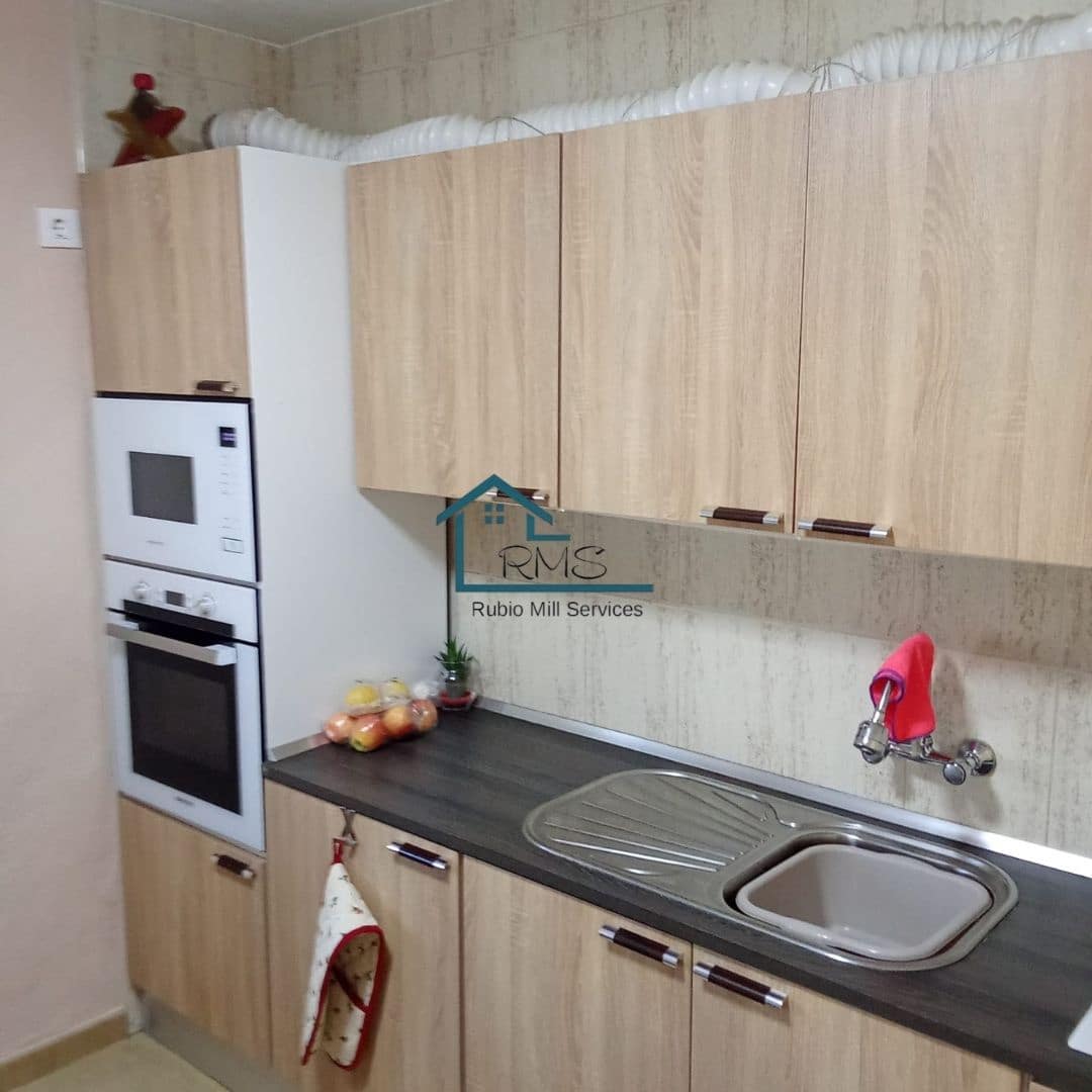 3 soveværelse Villa til salg i Seron med garage - € 99.000 (Ref: 8764616)