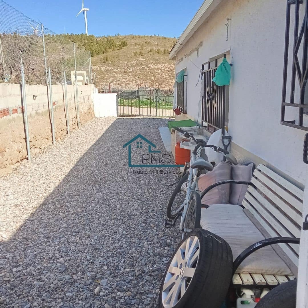 3 soveværelse Villa til salg i Seron med garage - € 99.000 (Ref: 8764616)