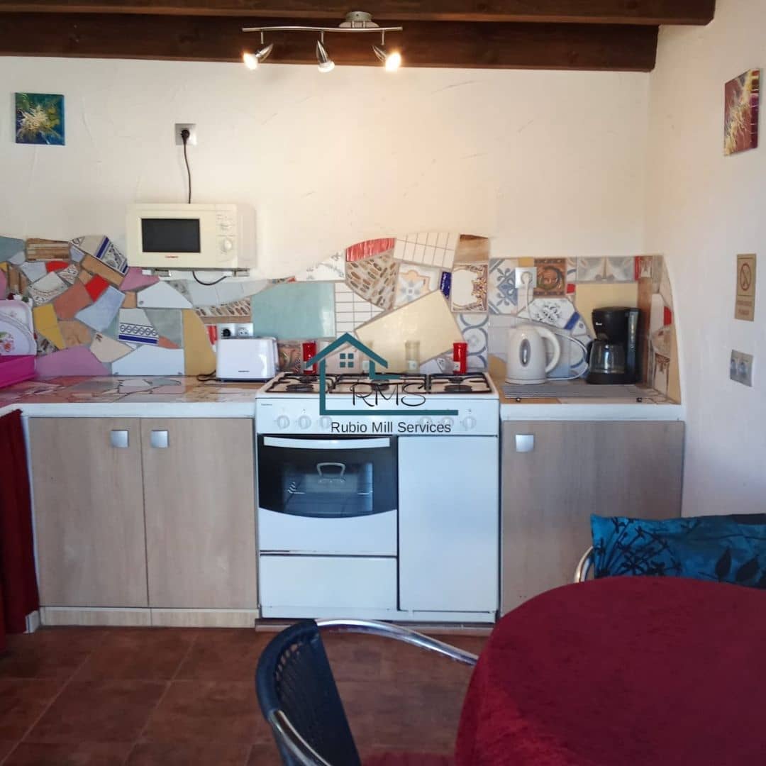 4 soveværelse Villa til salg i Seron med swimmingpool garage - € 374.995 (Ref: 8800545)