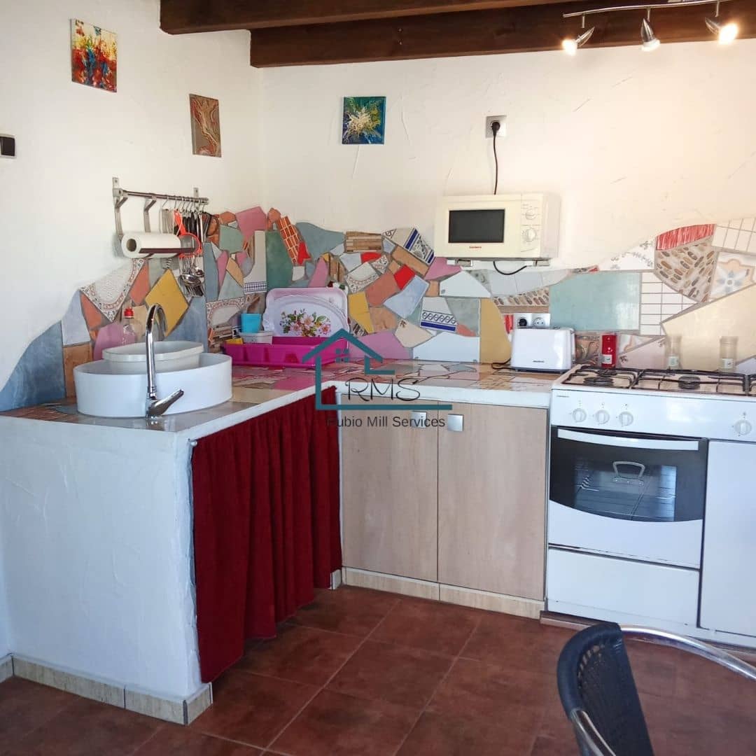 4 soveværelse Villa til salg i Seron med swimmingpool garage - € 374.995 (Ref: 8800545)