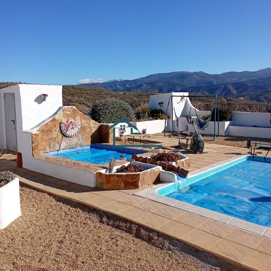 4 soveværelse Villa til salg i Seron med swimmingpool garage - € 374.995 (Ref: 8800545)