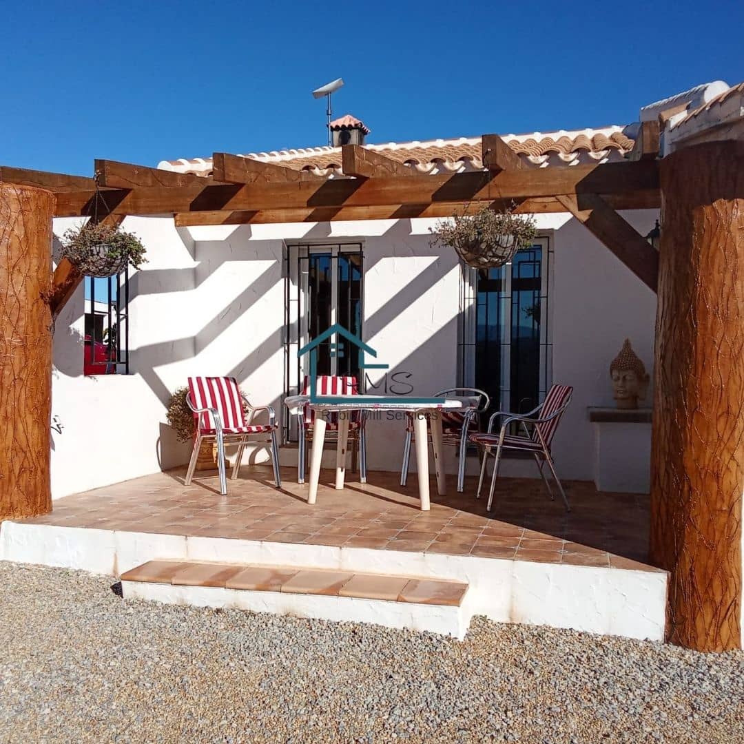 4 soveværelse Villa til salg i Seron med swimmingpool garage - € 374.995 (Ref: 8800545)