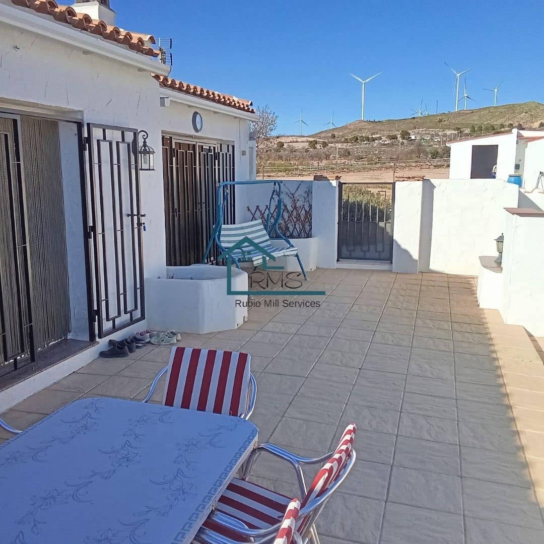 4 soveværelse Villa til salg i Seron med swimmingpool garage - € 374.995 (Ref: 8800545)