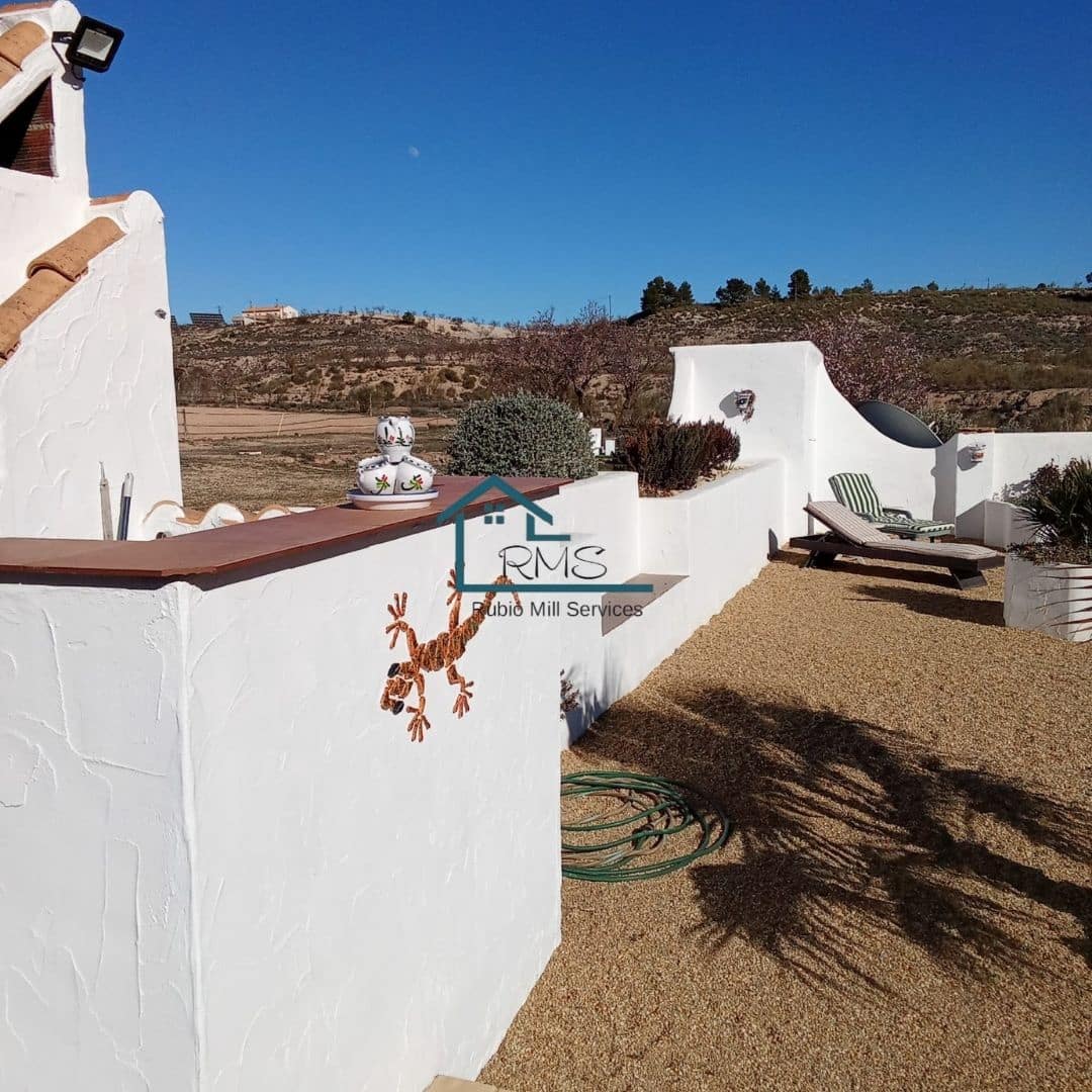 4 soveværelse Villa til salg i Seron med swimmingpool garage - € 374.995 (Ref: 8800545)