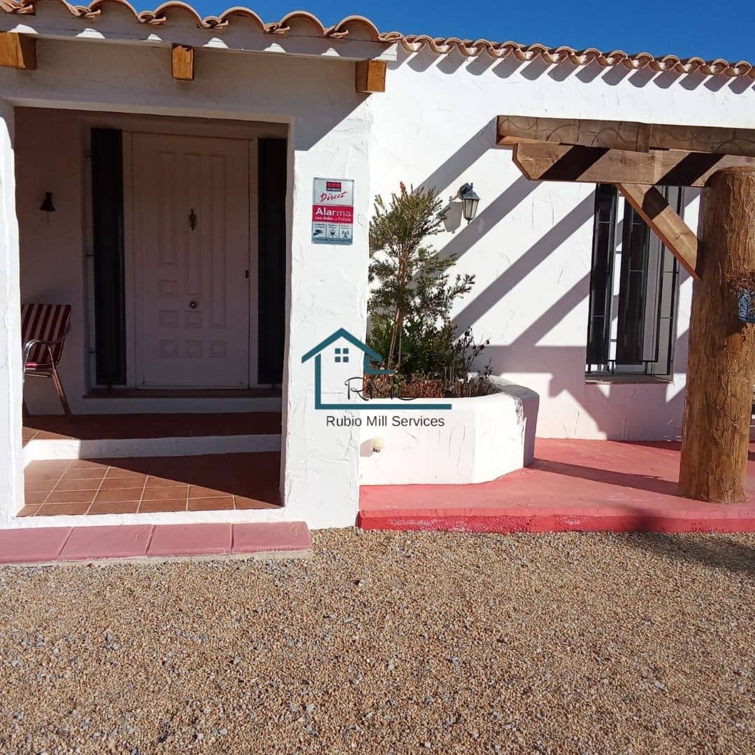 4 soveværelse Villa til salg i Seron med swimmingpool garage - € 374.995 (Ref: 8800545)