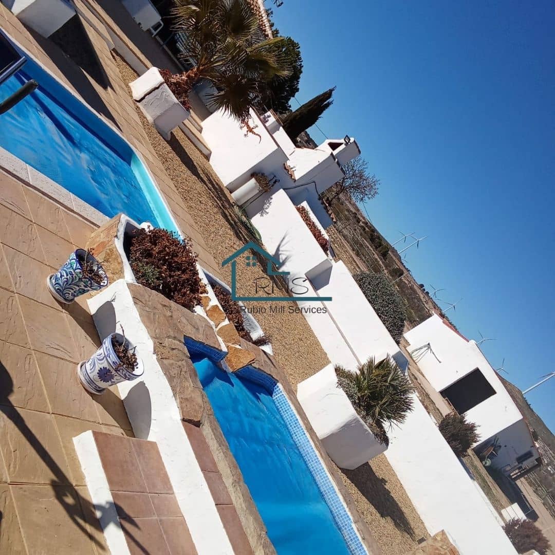 4 soveværelse Villa til salg i Seron med swimmingpool garage - € 374.995 (Ref: 8800545)