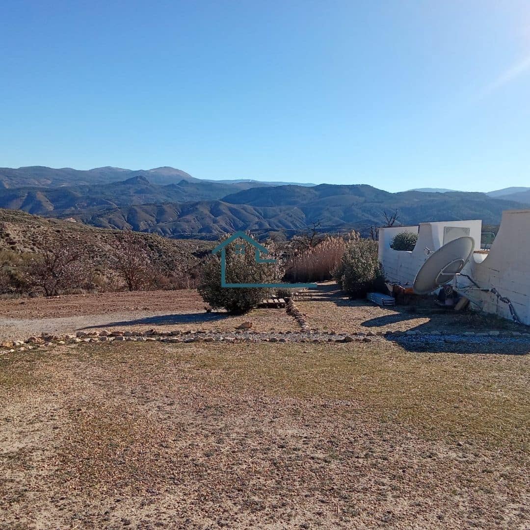 4 soveværelse Villa til salg i Seron med swimmingpool garage - € 374.995 (Ref: 8800545)