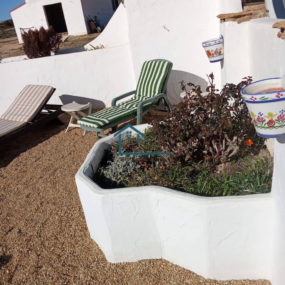 4 soveværelse Villa til salg i Seron med swimmingpool garage - € 374.995 (Ref: 8800545)