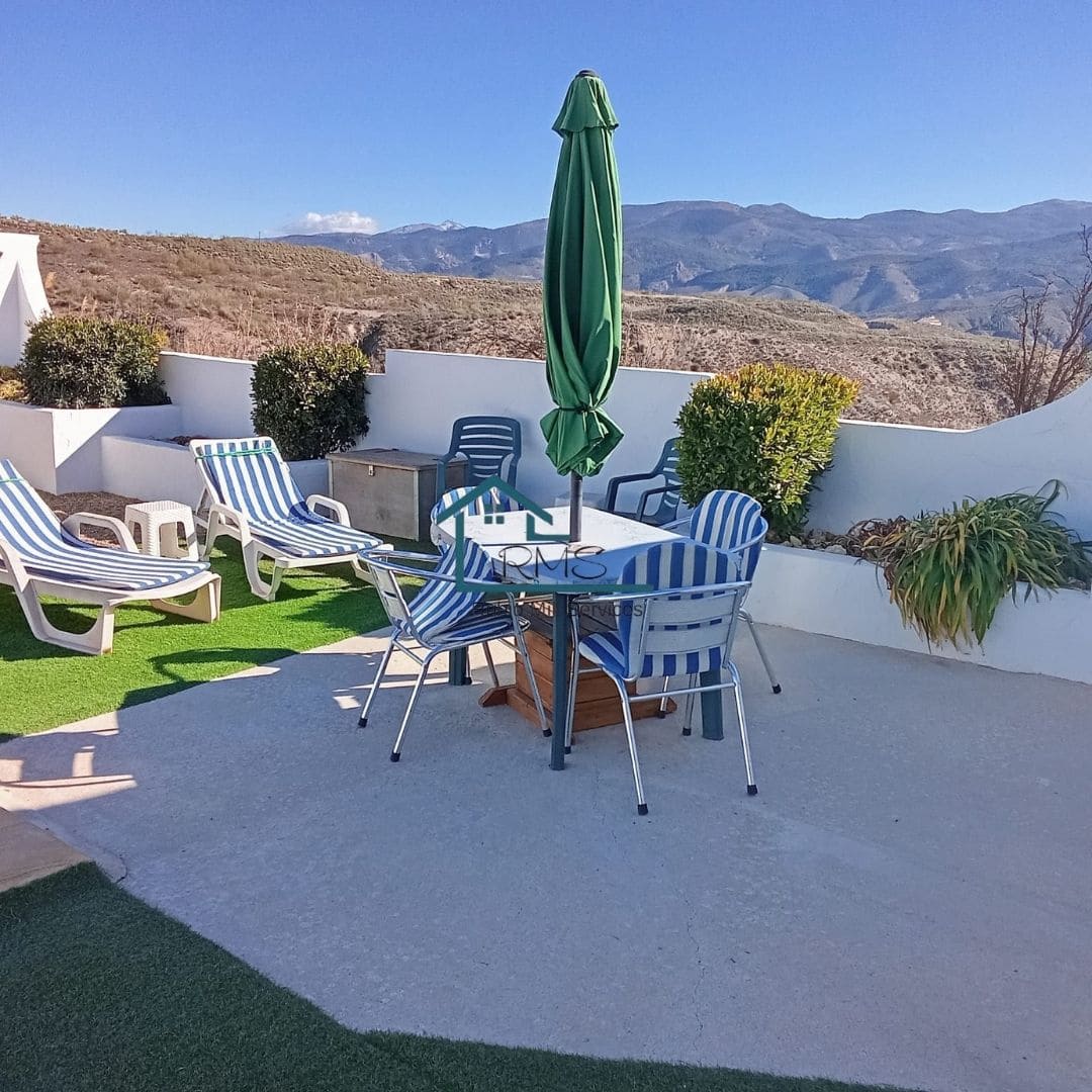 4 soveværelse Villa til salg i Seron med swimmingpool garage - € 374.995 (Ref: 8800545)