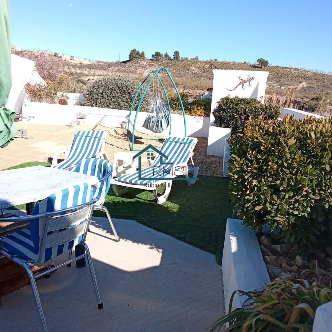 4 soveværelse Villa til salg i Seron med swimmingpool garage - € 374.995 (Ref: 8800545)