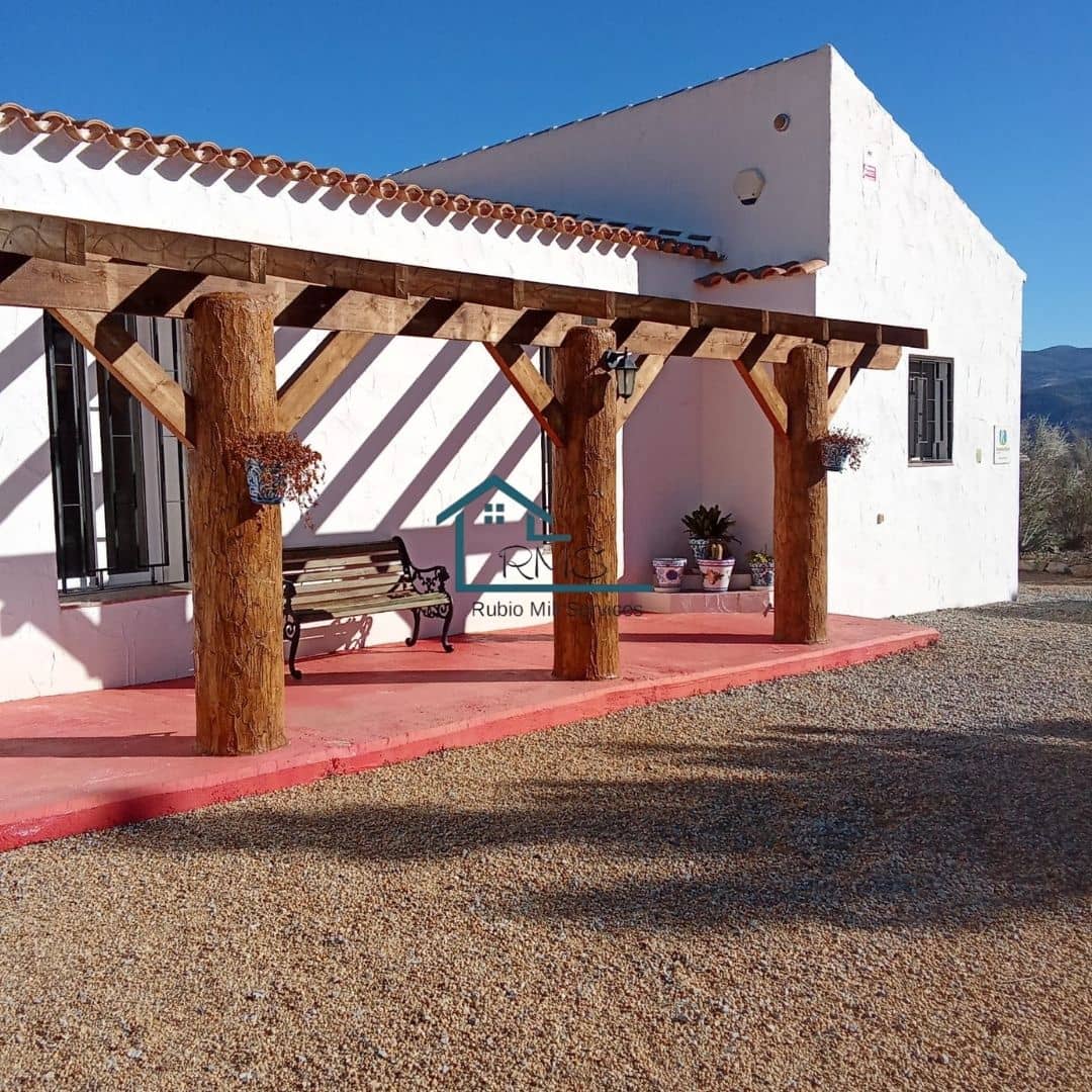 4 soveværelse Villa til salg i Seron med swimmingpool garage - € 374.995 (Ref: 8800545)