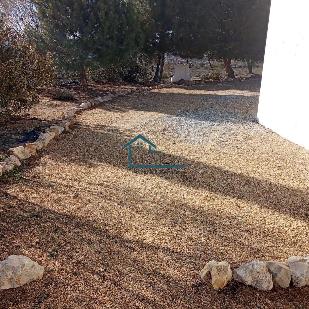 4 soveværelse Villa til salg i Seron med swimmingpool garage - € 374.995 (Ref: 8800545)