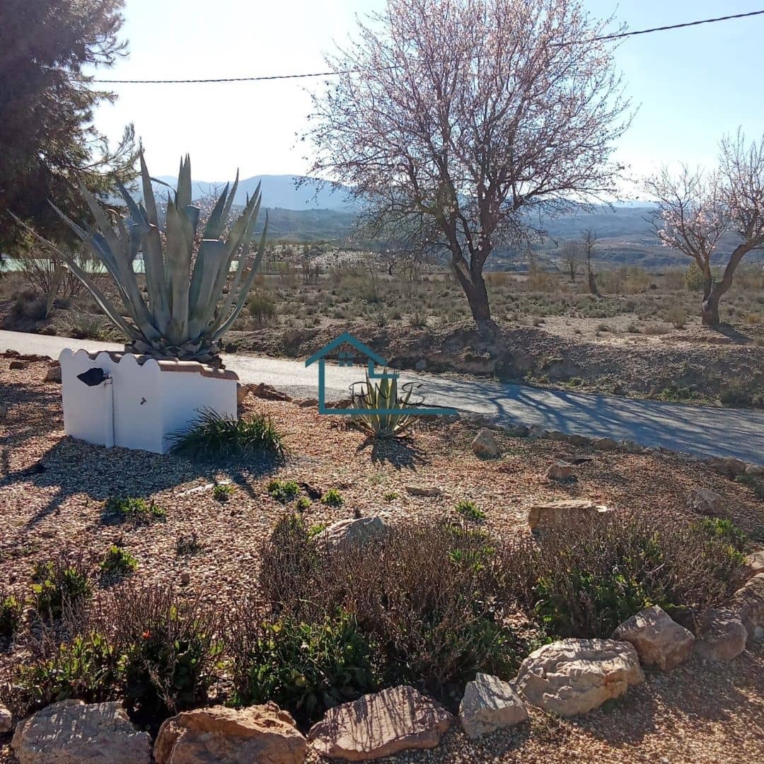 4 soveværelse Villa til salg i Seron med swimmingpool garage - € 374.995 (Ref: 8800545)